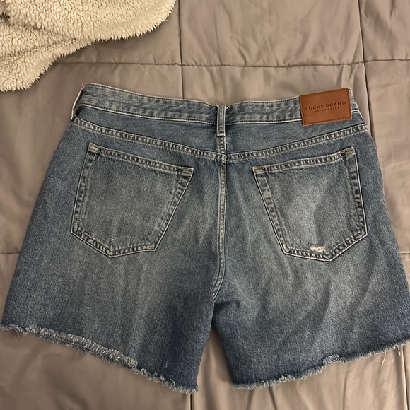Lucky Brand Jean Shorts - Picture 2 of 3